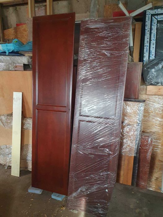 ГАРДЕРОБНИ врати от масив