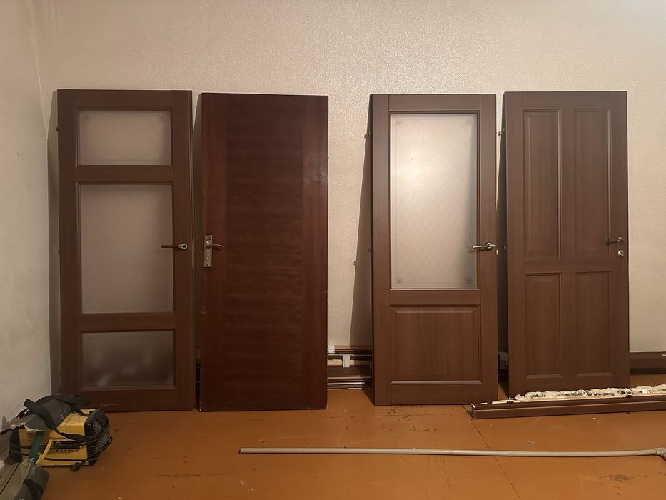 Межкомнатные двери (4 шт.) в хорошем состоянии