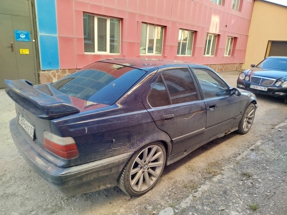 Срочно продам БМВ е36