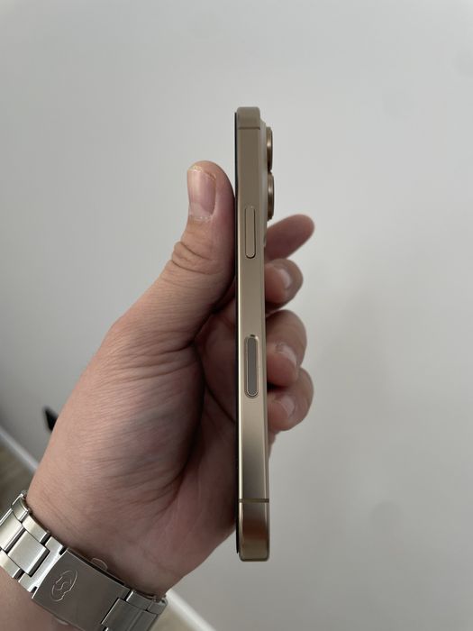 iPhone 16 pro 128 gb 100%