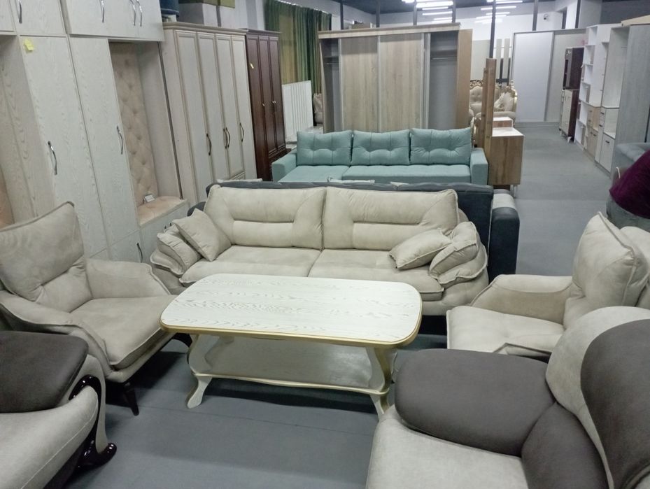 Мебель на заказ дивануголок и в наличии