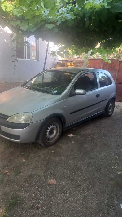 Vand masina opel corsa