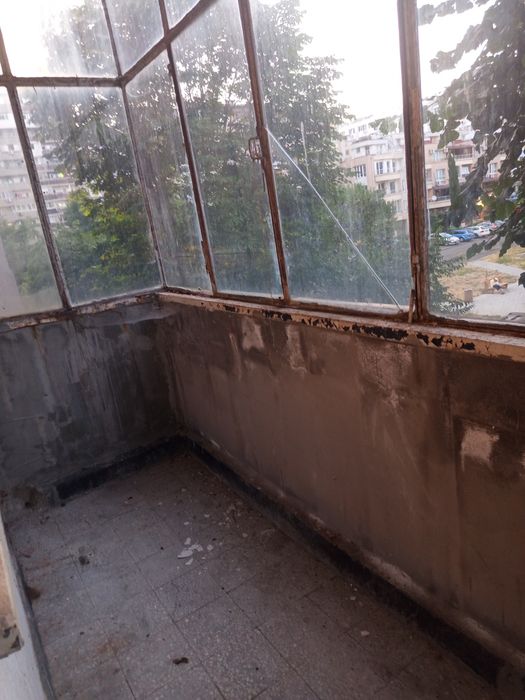 Продавам апартамент