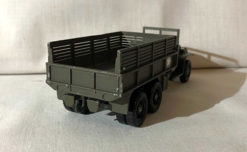 Macheta militara GMC CCKW 353 6x6 Solido metal scara 1/50
