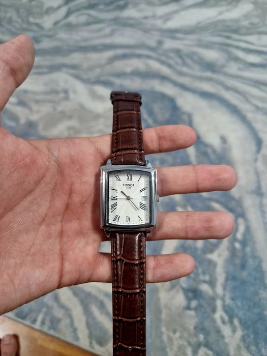 Часы Tissot наручные