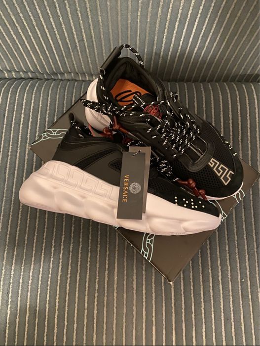 versace chain reaction