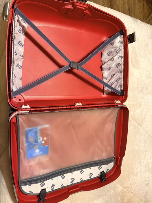 Твърд куфар Samsonite