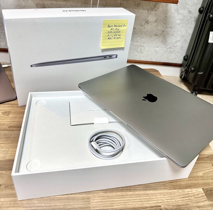 MacBook Air M1 Silver 8/256- Chotkiy noutbuk ( Макбук - Ноутбук )