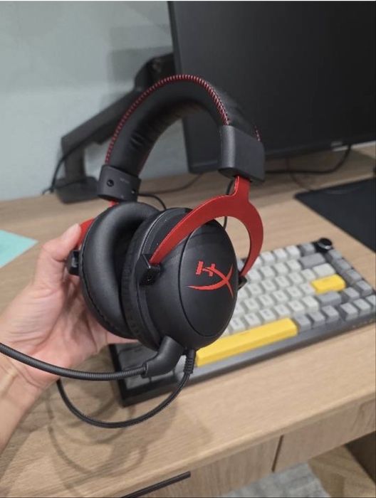 игровой наушник с микрофоном от HyperX 2