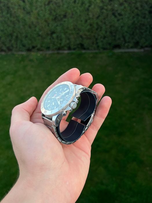 Часовник tommy hilfiger