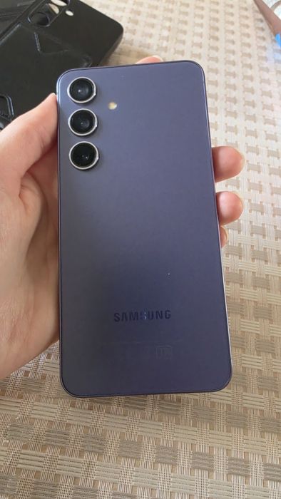 Продам Samsung s 24
