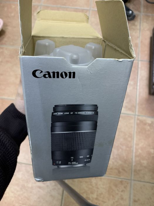 Обьектив Canon продается