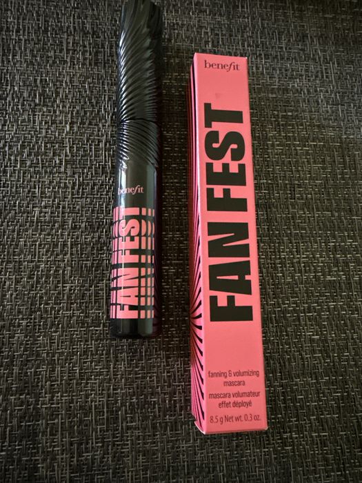 Benefit Cosmetics Fan Fest Mascara - спирала