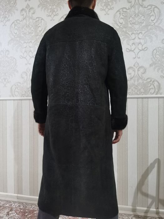 Женская зимняя дубленка