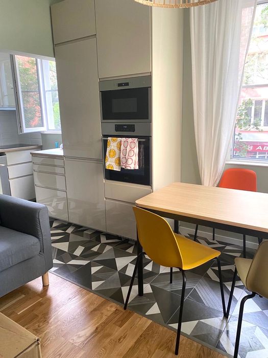 ИКЕА ТРАПЕЗАРИЯ. маса и 4 столове