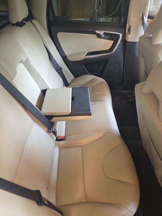 Vind volvo xc 60