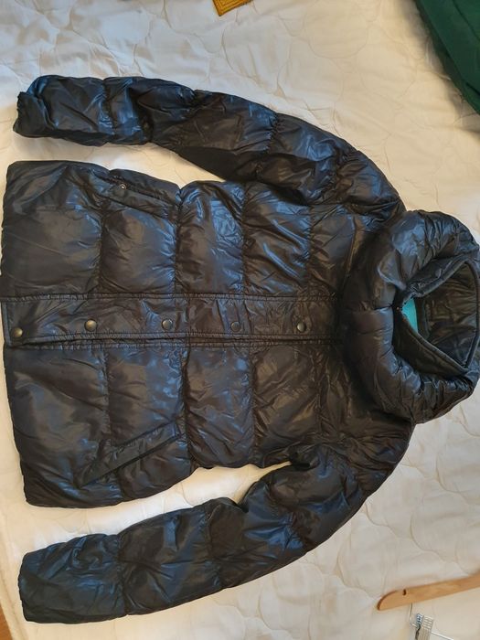 Отдам зимние куртки