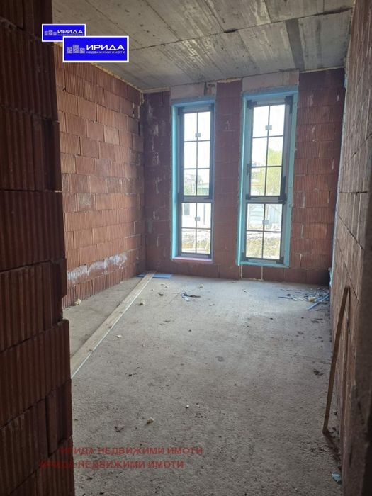 Продава се Тристаен апартамент в София, Малинова долина - 130 кв.м за 2214 €/кв.м - Снимка #2