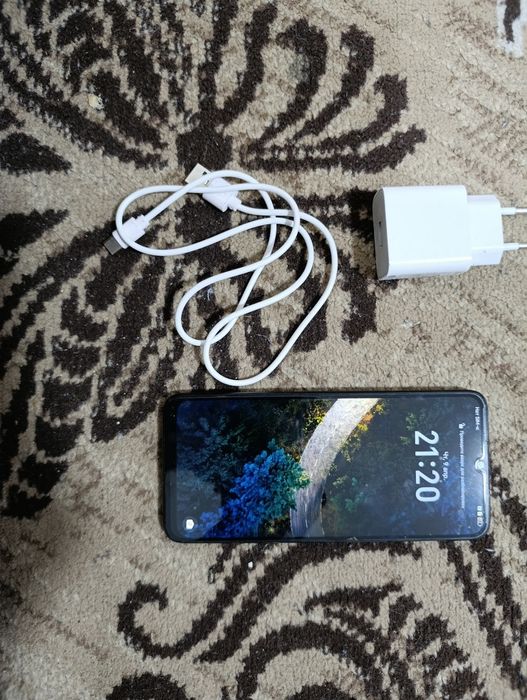 Honor x6a с заряткой