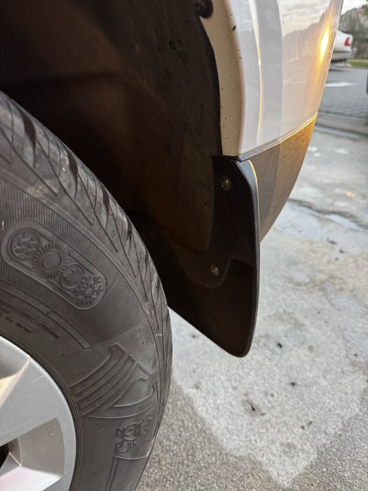 Aparatori de noroi - Dacia Duster 2