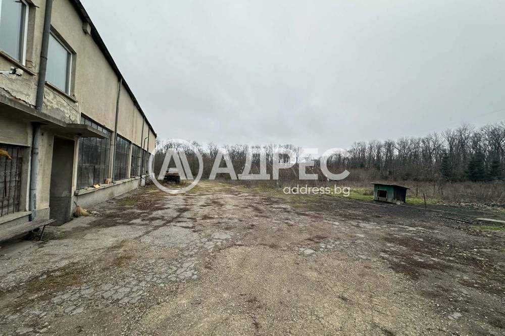 Продава се Промишлена сграда в Попово - 14749 кв.м за 22 €/кв.м - Снимка #19