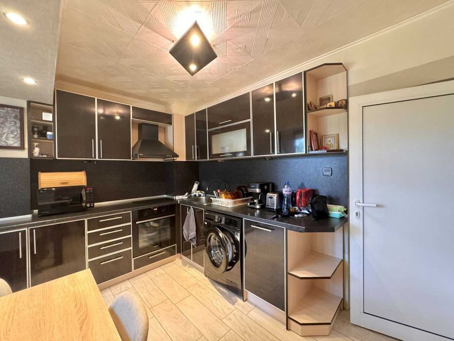 Продава се Двустаен апартамент в Русе, Здравец Изток - 58 кв.м за 1688 €/кв.м - Снимка #4