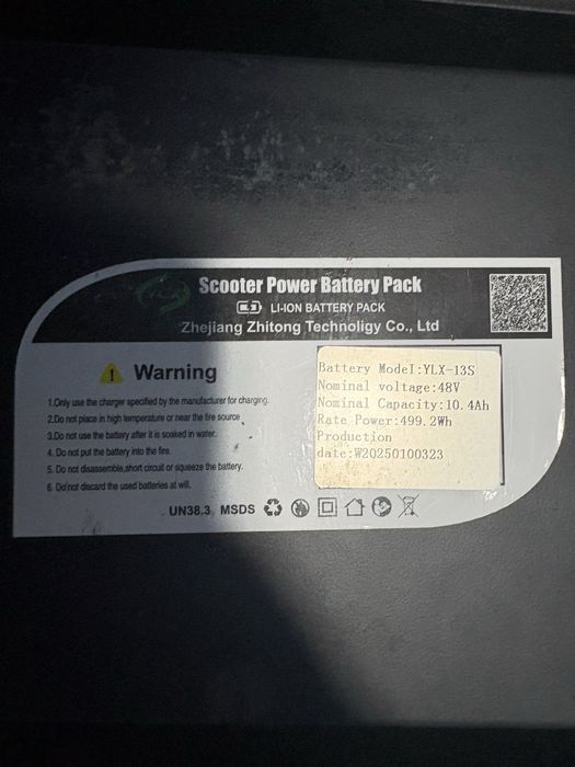 Mini moped electric (NU NECESITA PERMIS) pentru copii dar si pentru oricine altcineva. URGENT!!