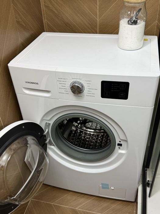 Стиральная машина LEADBROS