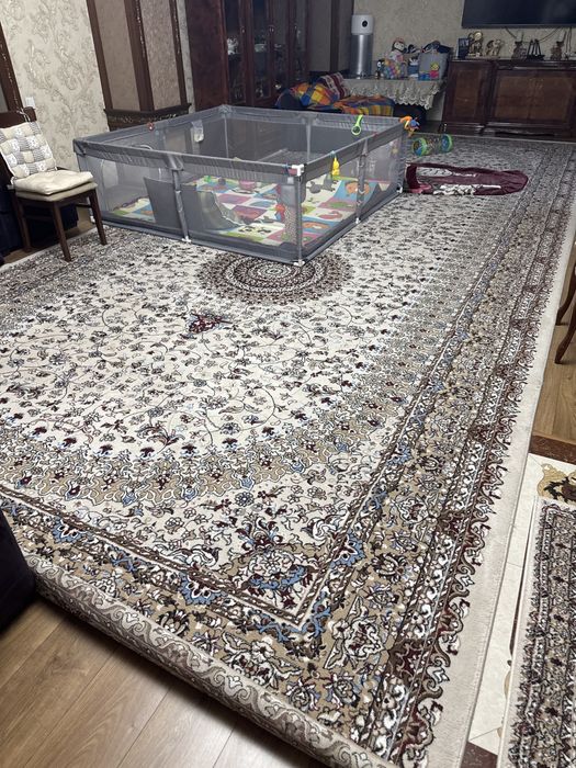 Продаю ковер б/у