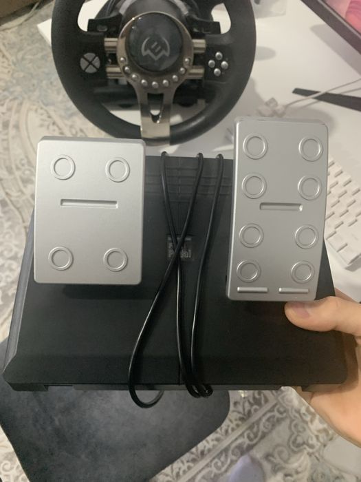 Продам игровой руль