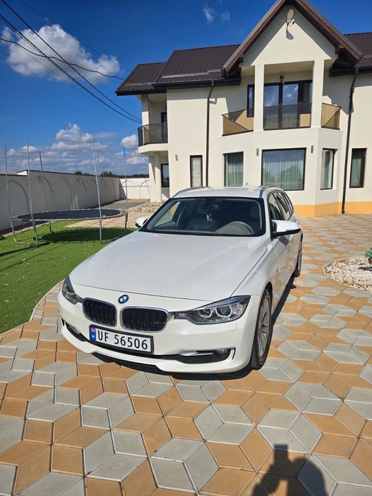 Vând BMW 320 D an 08-10-2012