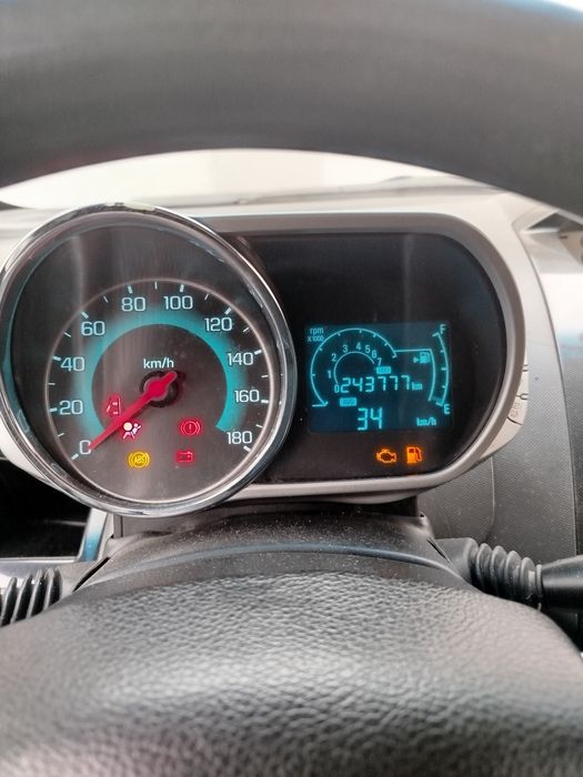 Spark 2 2018 yil  244000 km Metan 4