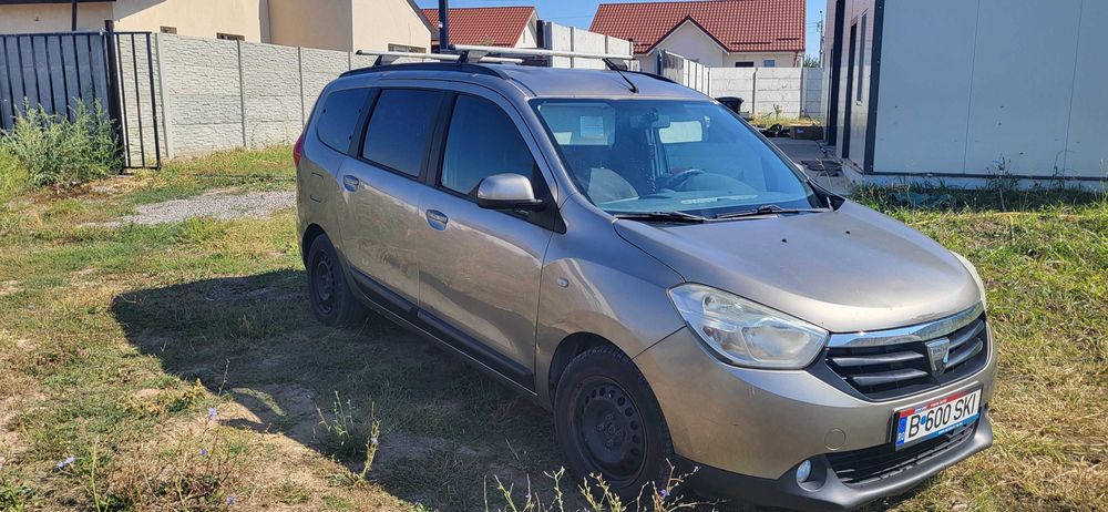 dacia lodgy an 2014 Euro 5 , motorina 7 locuri