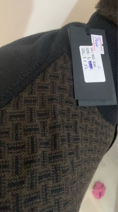 Новый 3000тг размер L