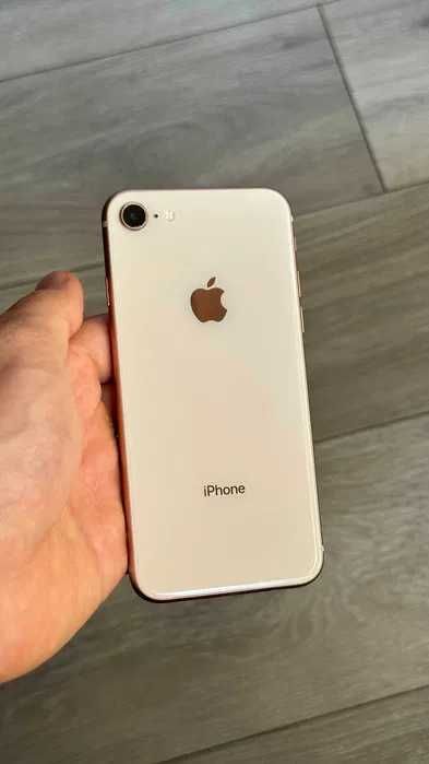 Продам iPhone 8 64gb