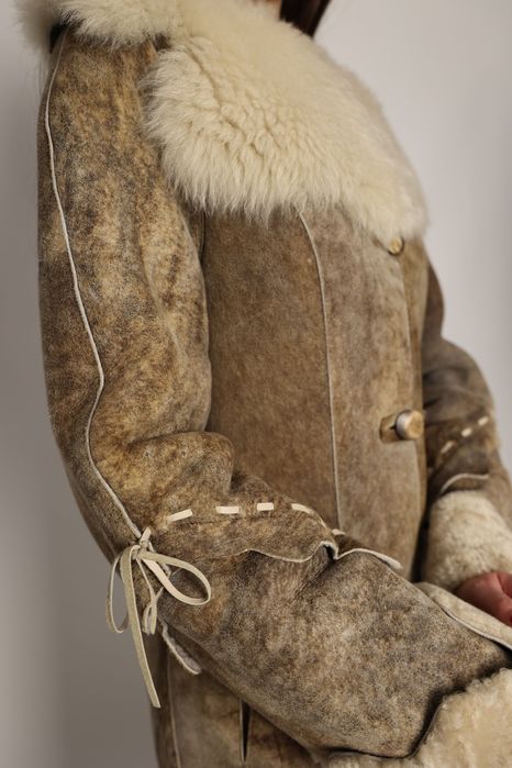 Cojoc din lana de miel naturala (aledeleon de vazare)