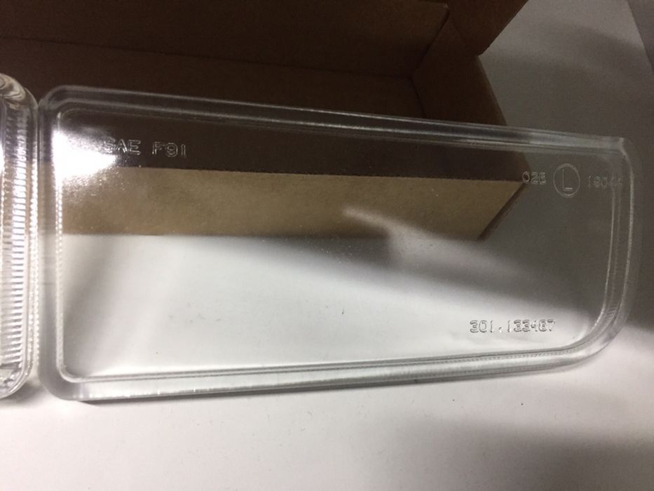 Бмв Е36 Стекло Противотуманнок