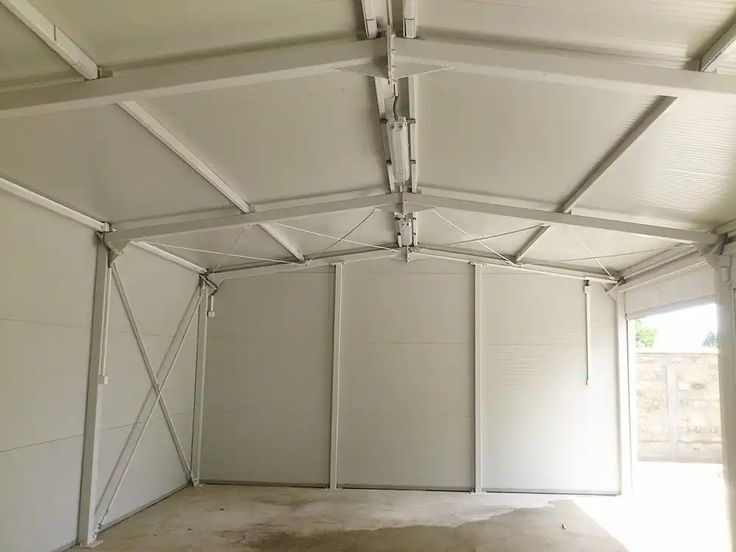 Vand Garaj auto 5 x 3.5m structura metalica usoara
