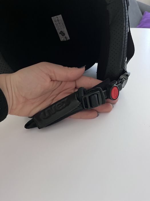 Casca UVEX cu viziera