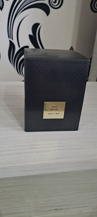 Vand parfum Armani Prive