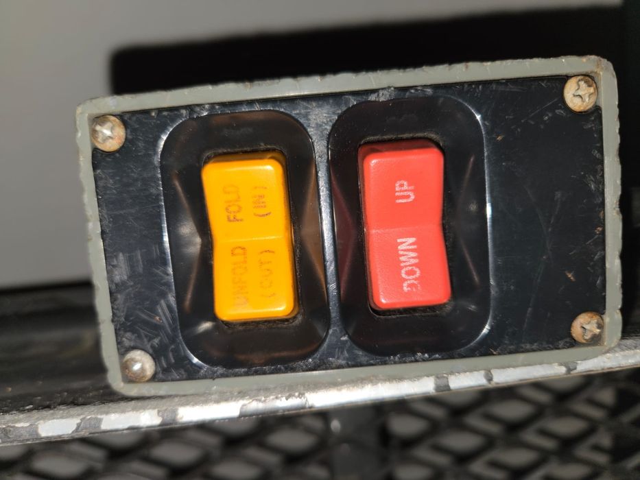 Lift auto electric util pentru persoane cu dizabilități