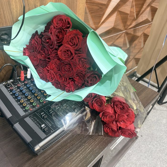 Цветы свежжии,вчера получила