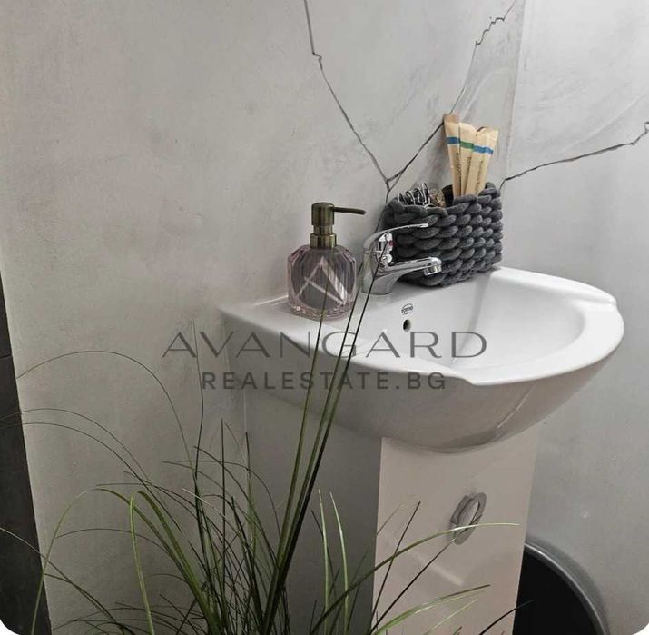 Продава се Двустаен апартамент в Пловдив, Кючук Париж - 63 кв.м за 2148 €/кв.м - Снимка #10