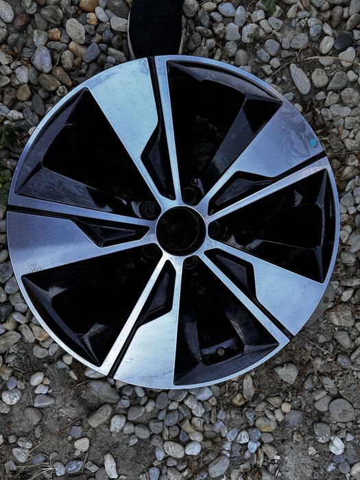 Jantă mercedes vito.v class w447.cod:a4474015500.