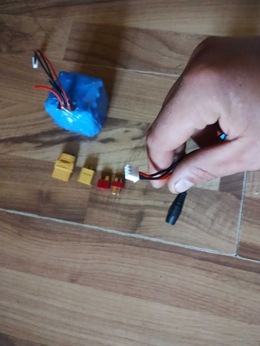 Li-po батерия s2 7.4v за лодка за захранка 10400mah