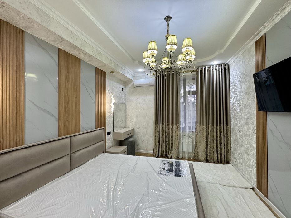 4х ком. квартира, на 1 этаже. Фрунзе