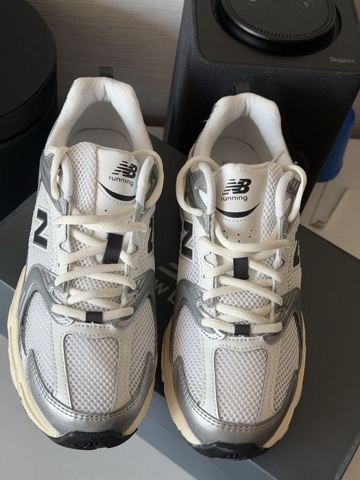 Продам New Balance 530