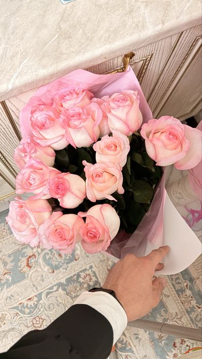 Гулдер цветы букет роза розы