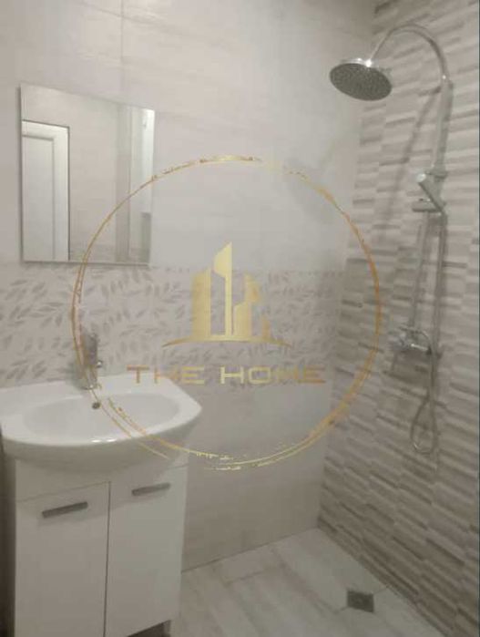 Отлична цена 2 стаен Пчелина