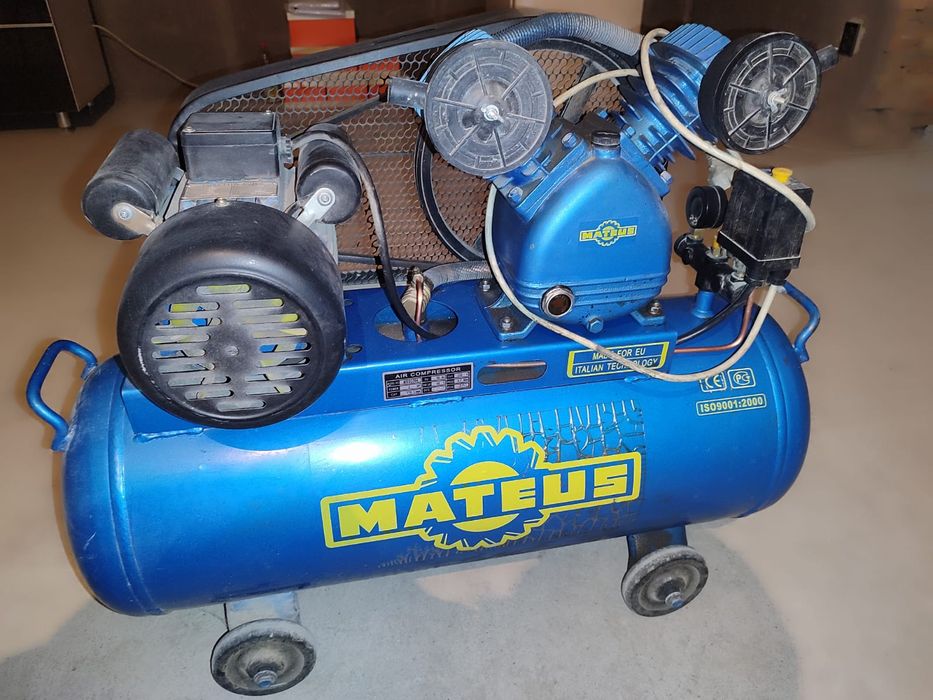 Компрессор почти новый